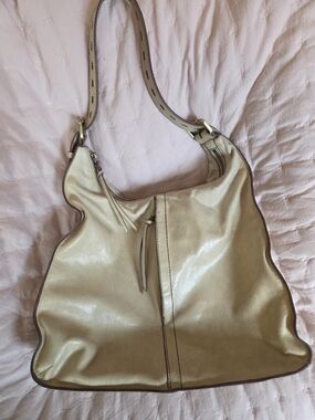 Classic Hobo Marley Shoulder Bag